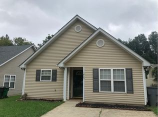 1422 Hidden Stream Ct, Charlotte, NC 28213