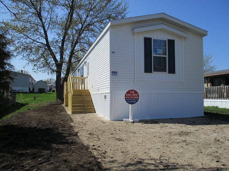 1st image of 11834 N College Ave