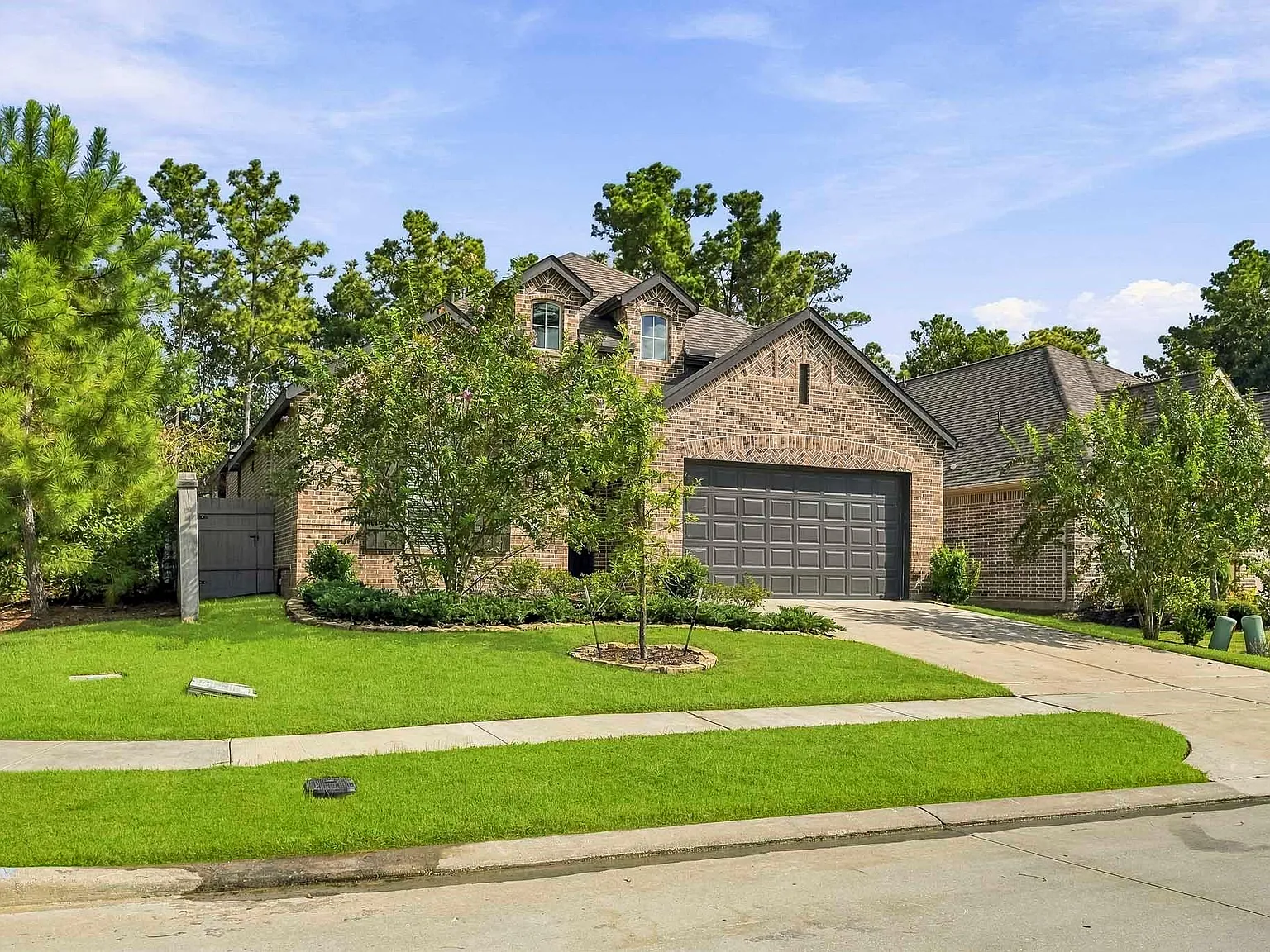 4 bed, 3.0 bath, 2293 sqft, $2,800 — Photo 4