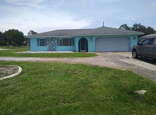 574 Azalea Ave NW, Port Charlotte, FL 33952