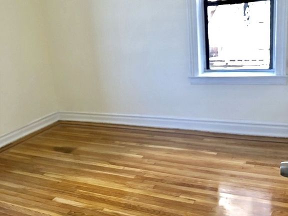 3rd image of 3242 33rd St APT E7