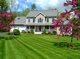 16 Waterloo Cir, Dover, NH 03820