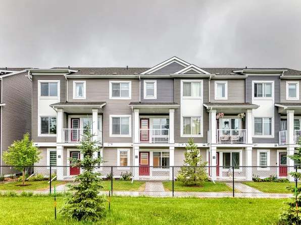 4137 76th St NW #17, Edmonton, AB T6K 1K8