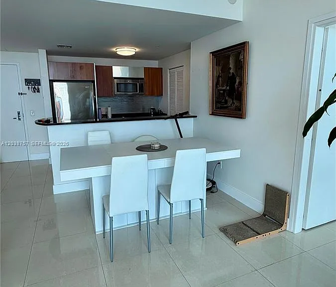 300 S Biscayne Blvd #3 — Photo 5