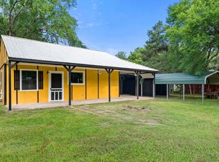 305 Chelsea Dr, Streetman, TX 75859
