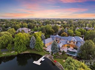 6152 W Half Moon Ln, Eagle, ID 83616