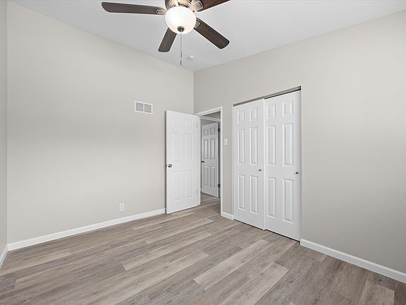 5th image of 250 Countryside Dr