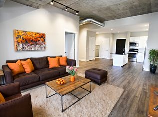 The Eagle Building - 3833 N Broadway, Chicago, IL 60613