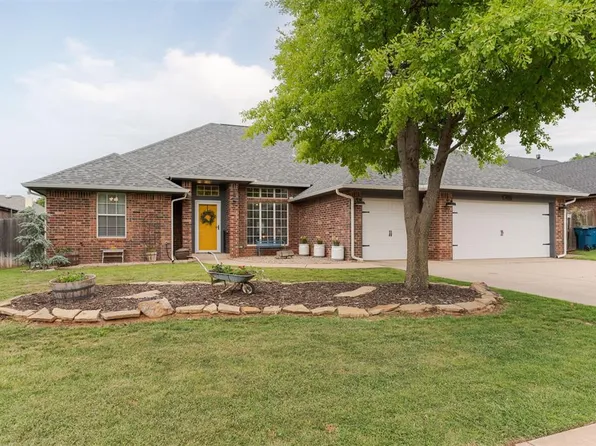 813 Adams Trl, Edmond, OK 73012