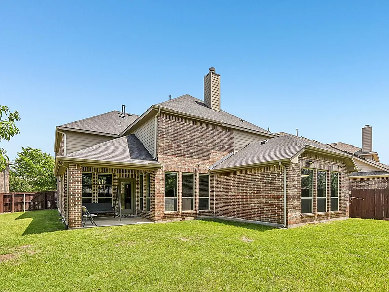 1828 Houghton Dr — Photo 34