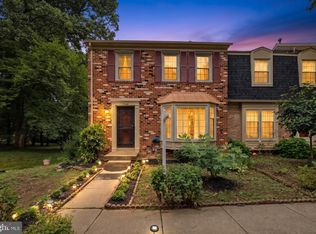 7428 Fountain Head Dr, Annandale, VA 22003