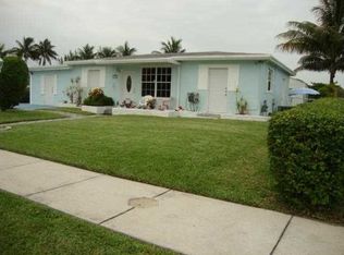 3833 SW 33rd St, Hollywood, FL 33023