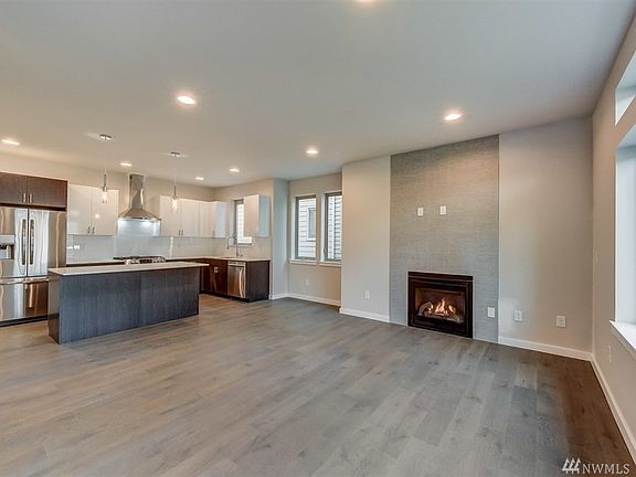 3rd image of 16328 Main View Ln NE Lot 9