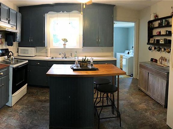 4th image of 4822 Summerest Ave