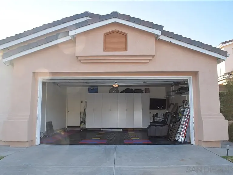 10872 Hasbrook Rd — Photo 16
