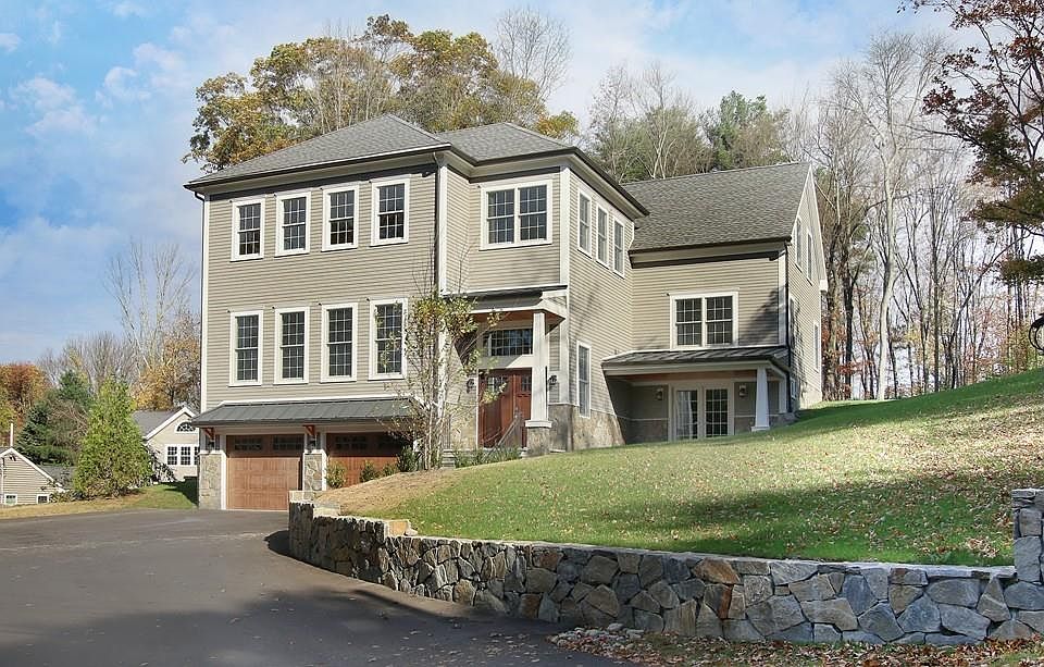1st image of 79 Country Ln