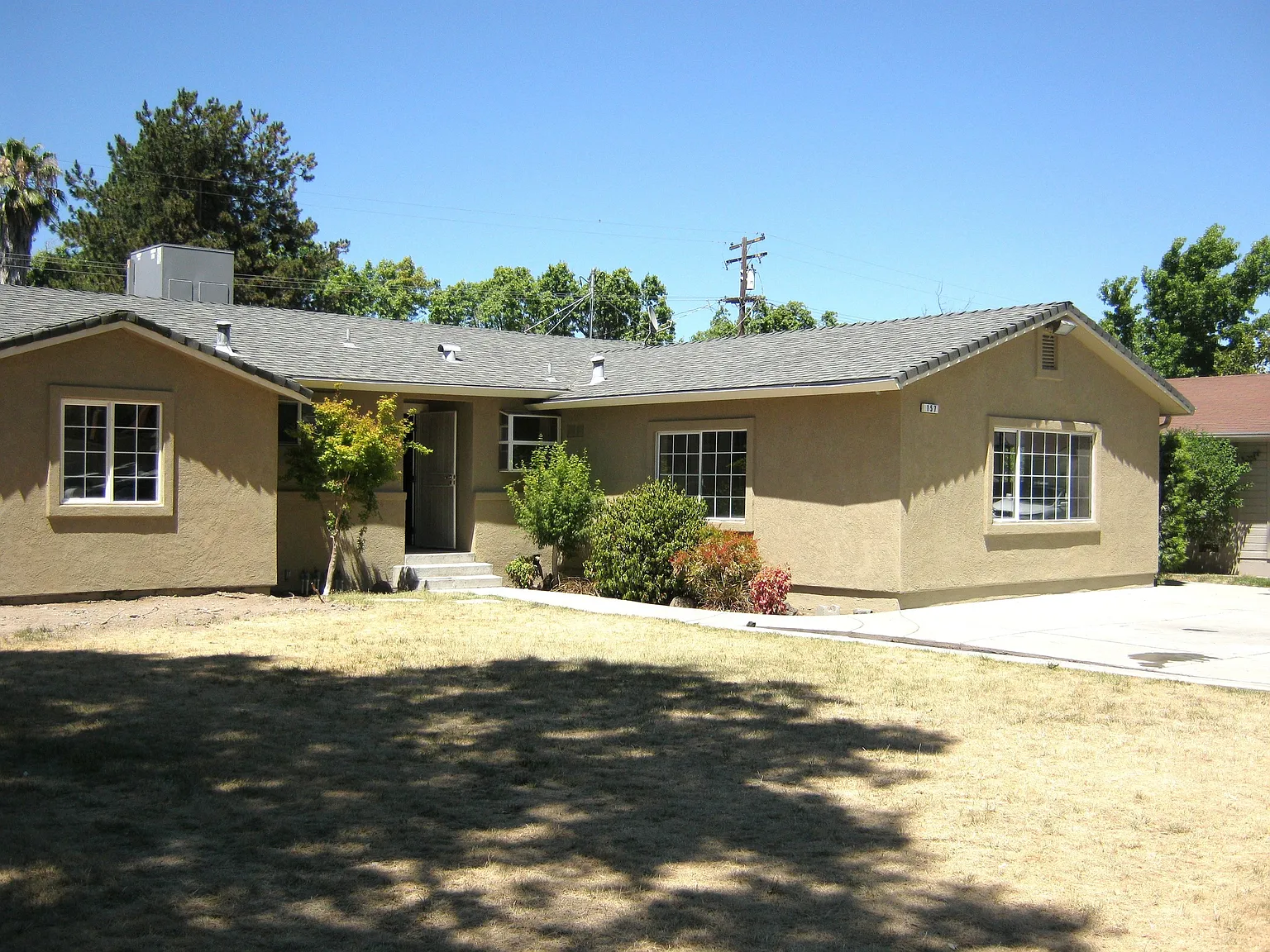 157 Ribier Ave photo 1