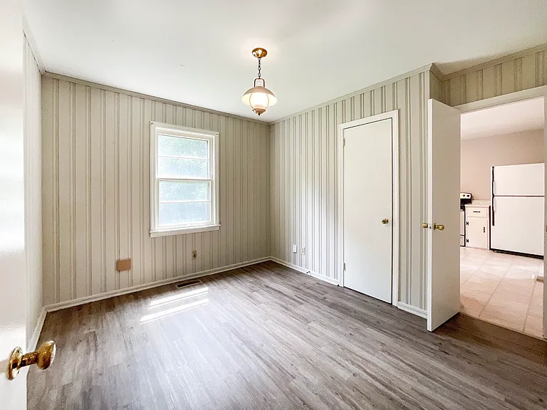 1834 Findlay St — Photo 10