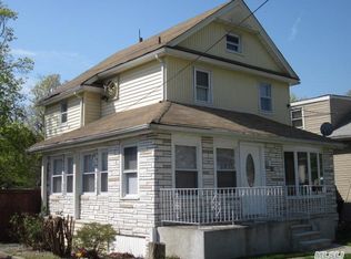 91 Debevoise Ave, Roosevelt, NY 11575