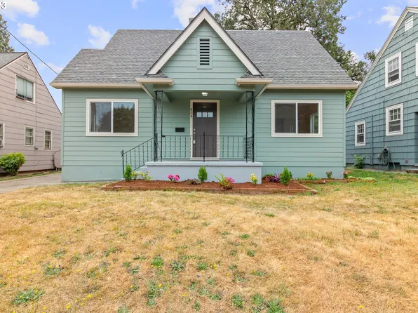 434 NE Holland St, Portland, OR 97211