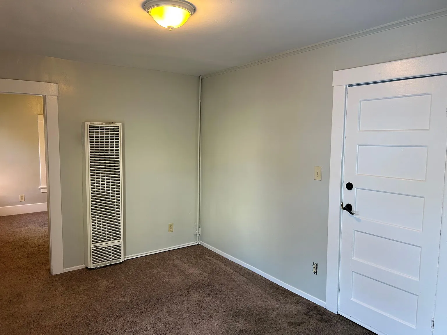 1 bed, 600 sqft, $1,790 — Photo 2