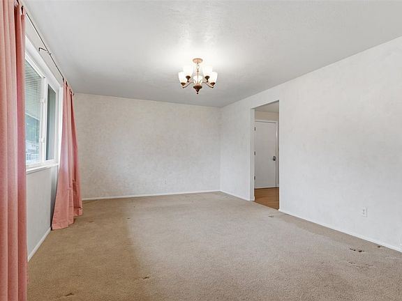 5th image of 284 E 1140 N