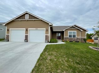 8767 N Kelliann Way, Manhattan, KS 66502
