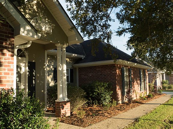 3rd image of 214 Stags Leap Ln