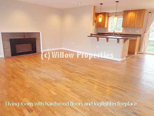 2nd image of 8006 Fairway Dr SW