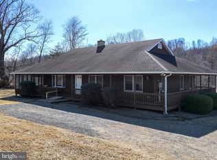 Eckerd Ln, Berkeley Springs, WV 25411