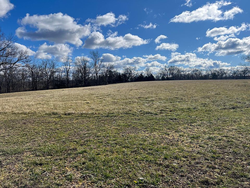 2nd image of 000 Buttercup Lane