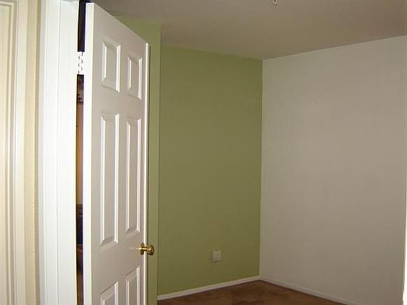 5th image of 6102 Redlands Ln