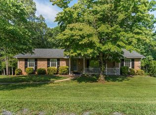 1604 Avondale Dr, Altavista, VA 24517