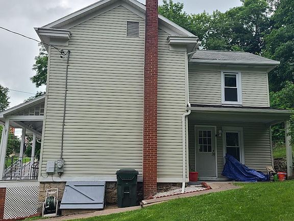 3rd image of 322 E Logan St