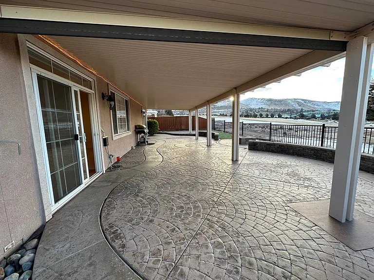 2365 Anqua Dr — Photo 22