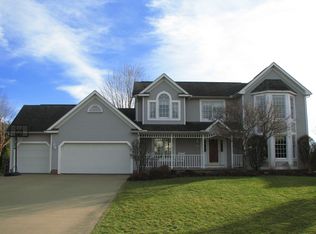 2512 Greenview Dr, Uniontown, OH 44685