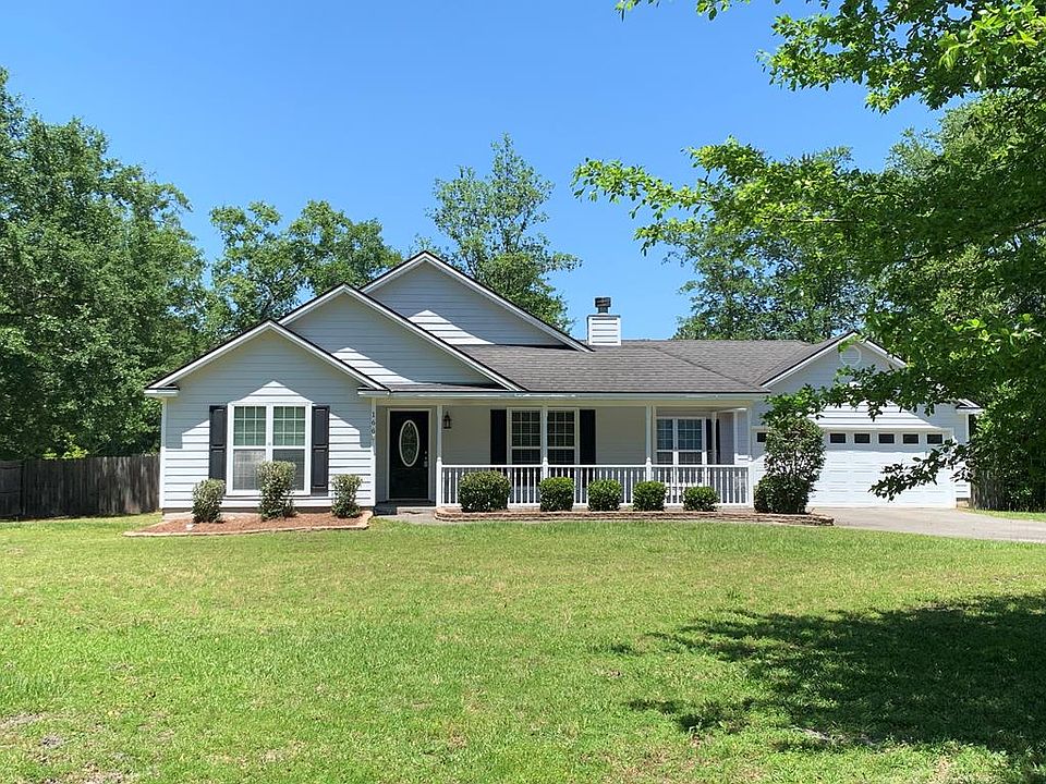 1st image of 166 Woodward Cir