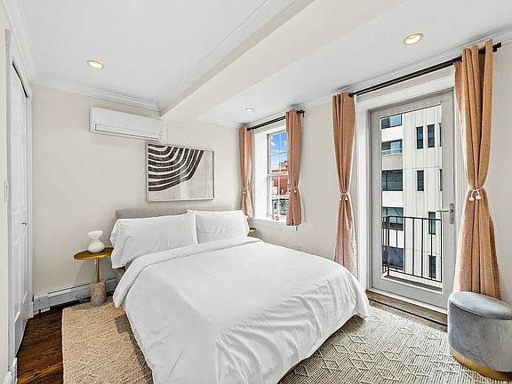 4th image of 448 W 19th St #2AB