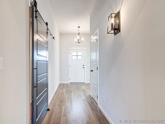4th image of 23063 E 106th Pl S