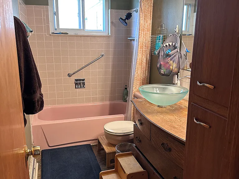 1241 Linden St — Photo 11