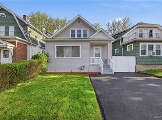 122 Dartmouth Ave, Buffalo, NY 14215