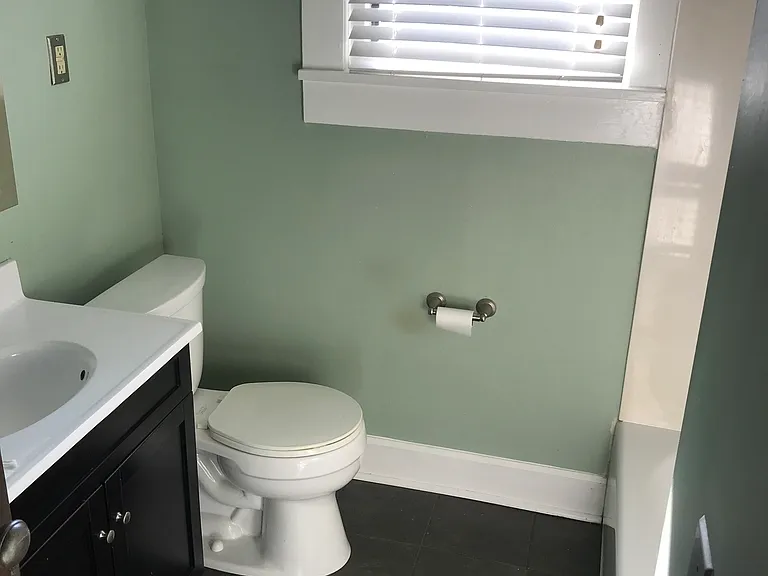 205 Louisville St — Photo 9