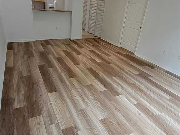 5th image of 616 Clearwater Park Road #102