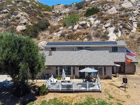 1529 Olive St, Ramona, CA 92065
