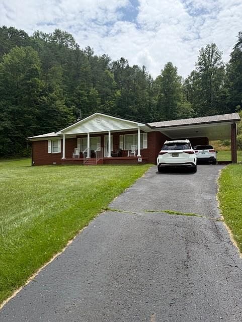 1st image of 4589 Abbott Creek Rd