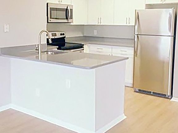 3rd image of 4106 Brickell Dr #9_401