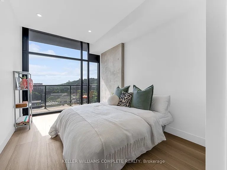 24 Augusta St #809 — Photo 8