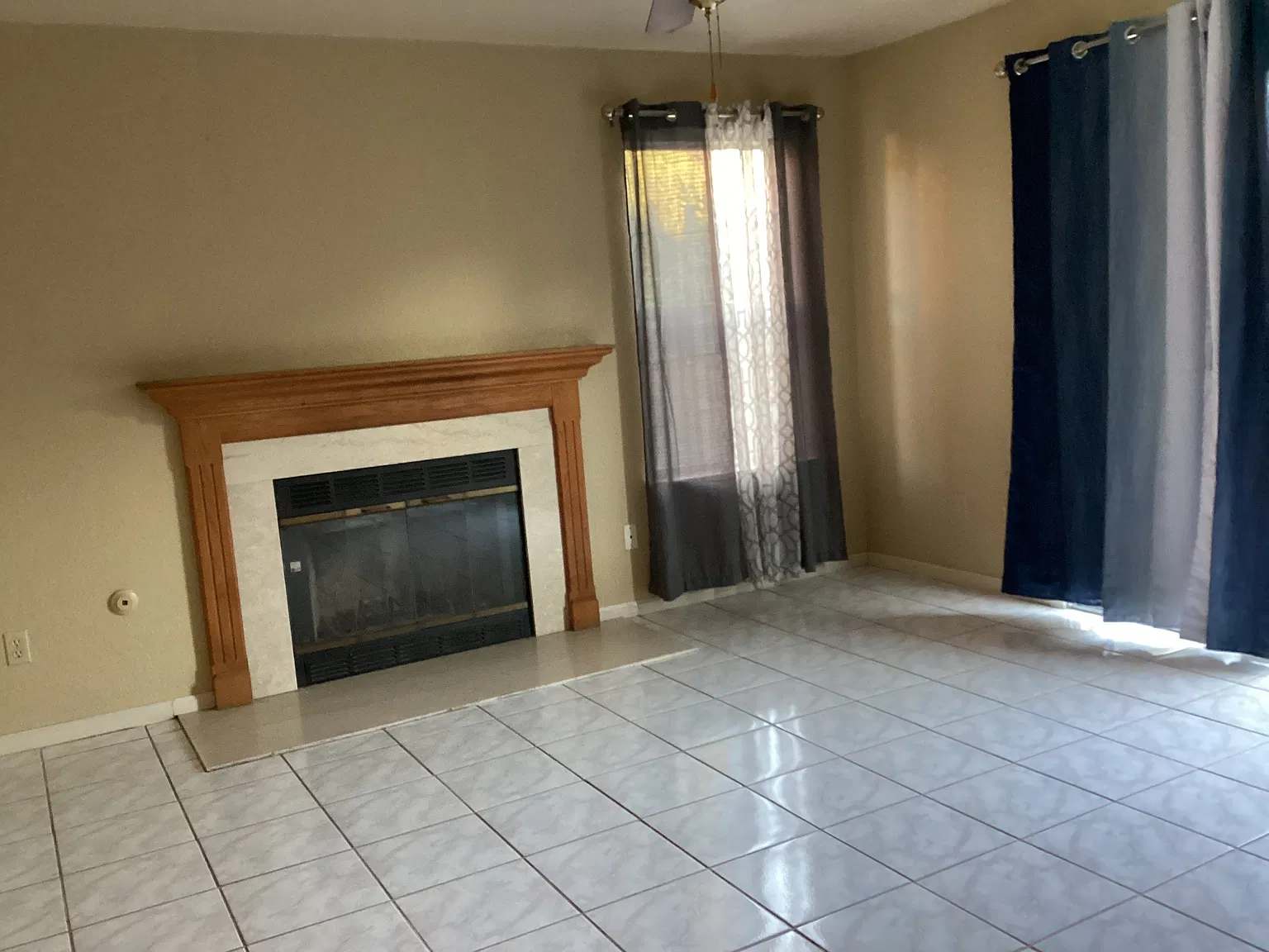 3 bed, 2.5 bath, 1711 sqft, $2,500 — Photo 4
