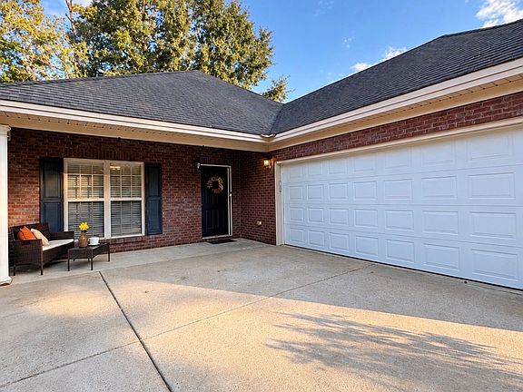 2nd image of 339 River Birch Cir
