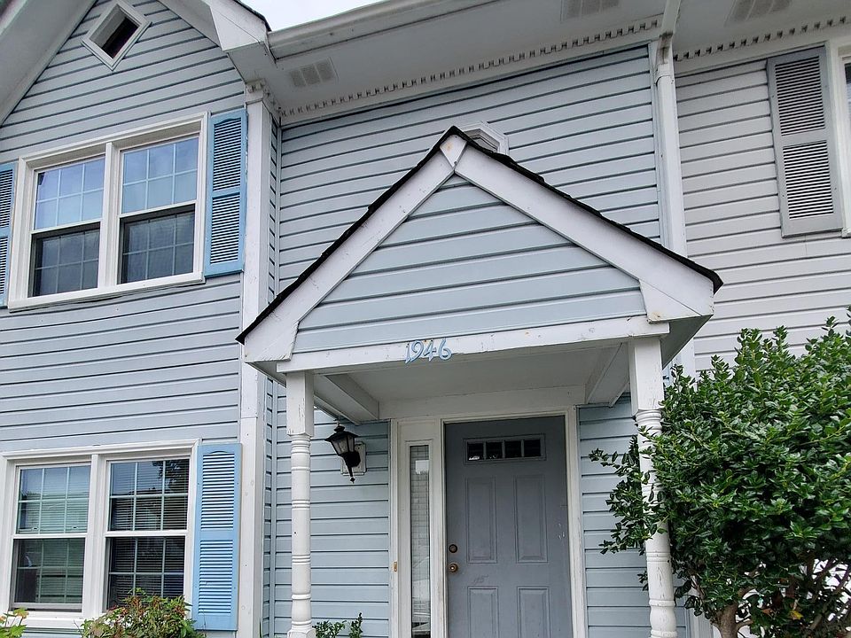 1946 Woodgate Arch, Chesapeake, VA 23320 Zillow